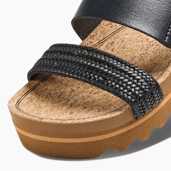 Reef NWOT Cushion Vista Hi Sandals Size 9.5 Women’s in Black Braid - Picture 7 of 16